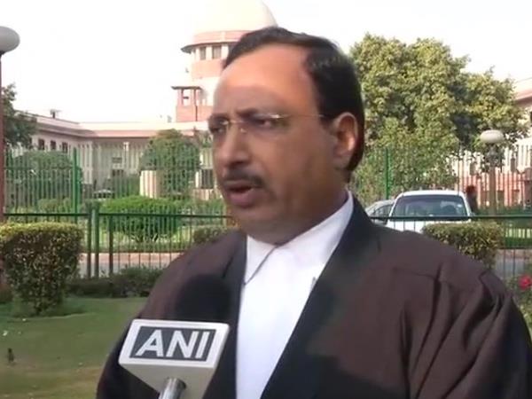 सिब्बल भी केस से हटें: अग्रवाल