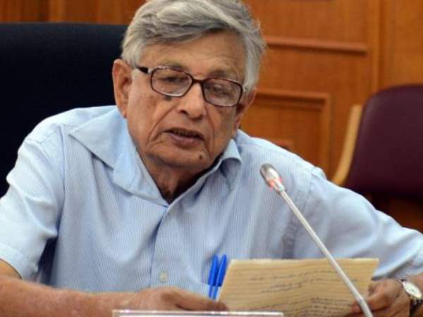 पद्मिनी को देखता तक नहीं खिलजी