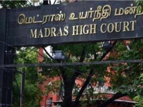 तमिलनाडु: मद्रास हाईकोर्ट की अपील पर माने ट्रांसपोर्ट कर्मचारी, सरकार का प्रस्ताव स्वीकार करने को तैयार तमिलनाडु: मद्रास हाईकोर्ट की अपील पर माने ट्रांसपोर्ट कर्मचारी, सरकार का प्रस्ताव स्वीकार करने को तैयार