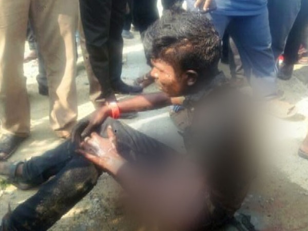 बिना सीट बेल्ट लगाए कार चलाने के कारण जुर्माना लगा
