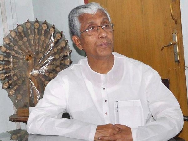 मुख्यमंत्री के पास न घर और न खेती