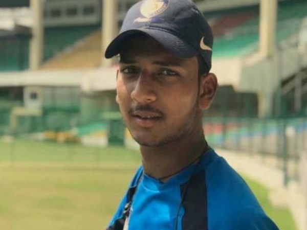 IPL 2018 fast bowler mohsin khan selected in mumbai indians IPL 2018 fast bowler mohsin khan selected in mumbai indians
