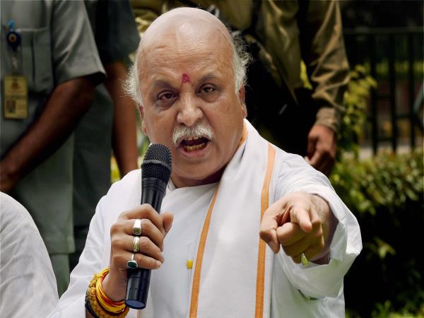 कौन हैं विष्णु सदाशिव कोकजे?