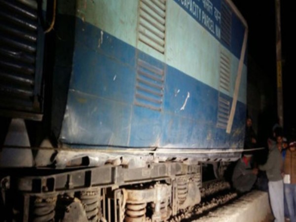 हादसे के वक्त ट्रेन 80 किलोमीटर प्रति घंटे की रफ्तार से चल रही थी