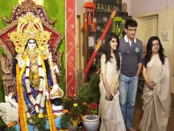 Sourav Ganguly adores maa saraswati with his wife dona and daughter sana Sourav Ganguly adores maa saraswati with his wife dona and daughter sana