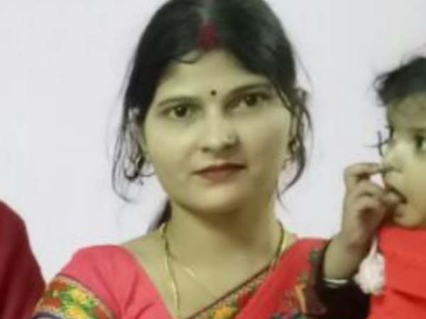 A woman given poison for giving birth to two daughters in Mainpuri A woman given poison for giving birth to two daughters in Mainpuri