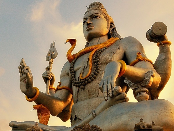 शिव स्तय है, शिव अनंत है
