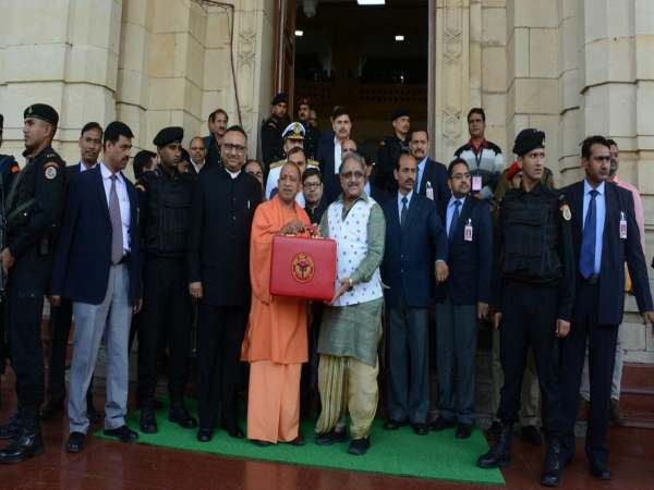 उत्तर प्रदेश मे तीन शहरों को नई मेट्रो