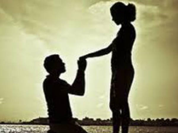 फेसबुक फ्रेंड ने लगाया 13 लाख का चूना