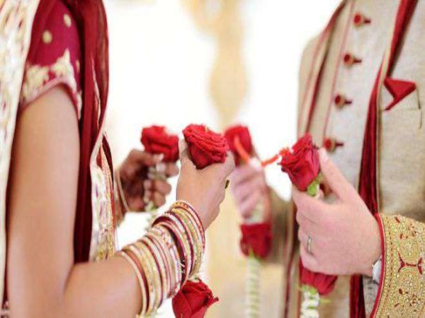 इस मंत्र से दाम्पत्य जीवन सुखी हो जाता है