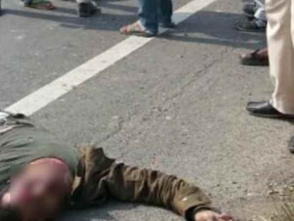Four killed including three policemen in Bihar Four killed including three policemen in Bihar