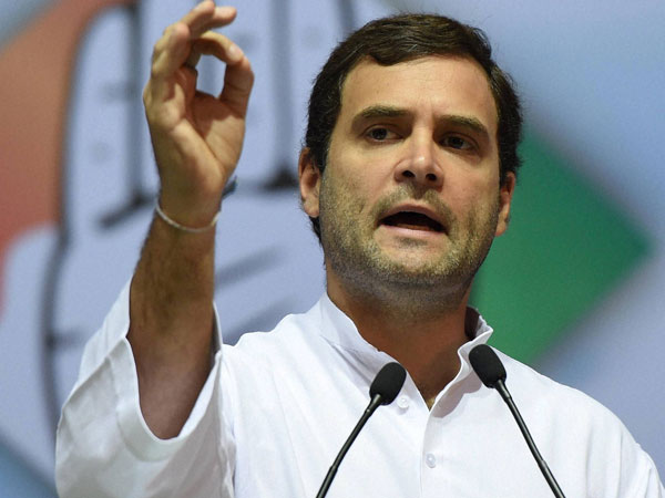 राहुल गांधी ने पार्टी में किया बड़ा बदलाव, कांग्रेस वर्किंग कमेटी भंग राहुल गांधी ने पार्टी में किया बड़ा बदलाव, कांग्रेस वर्किंग कमेटी भंग
