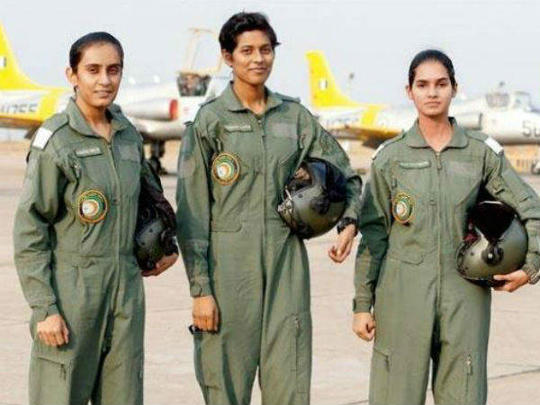 सुखोई उड़ा सकती हैं अवनी