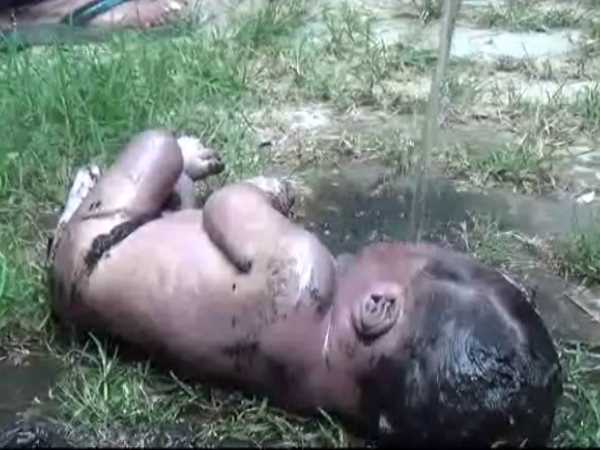 mau dead new born baby found in road side mau dead new born baby found in road side
