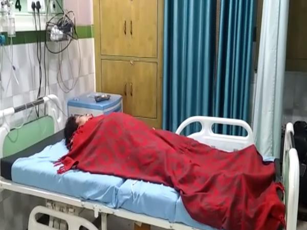 shahjahanpur due to carelessness of doctor woman died shahjahanpur due to carelessness of doctor woman died