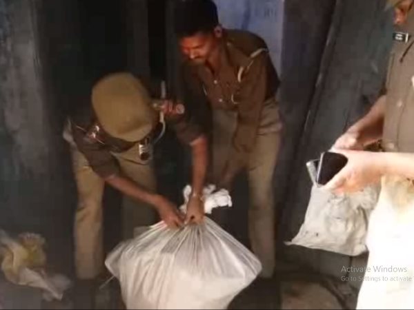 human skeleton found in PWD campus toilet in bareilly human skeleton found in PWD campus toilet in bareilly