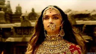 पद्मावत: जौहर के बारे में दीपिका ने रखी आपनी बात पद्मावत: जौहर के बारे में दीपिका ने रखी आपनी बात