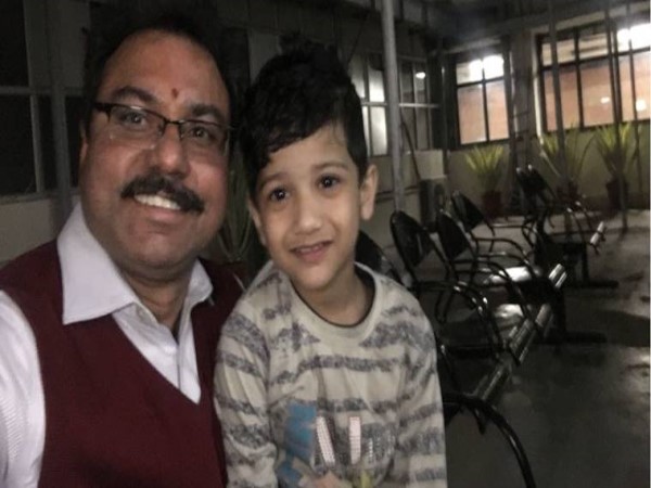 Delhi boy rescued; one kidnapper shot dead, another injured Delhi boy rescued; one kidnapper shot dead, another injured