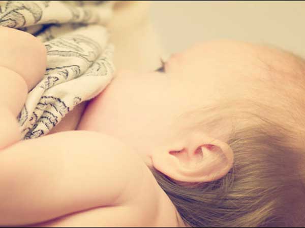transgender woman is the first in the world to breastfeed her baby transgender woman is the first in the world to breastfeed her baby
