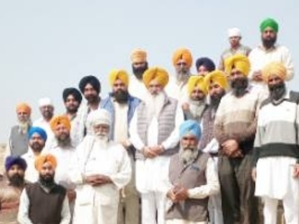 बीबी प्रधान कौर ने 285 साल पहले बनबाया था यह तालाब