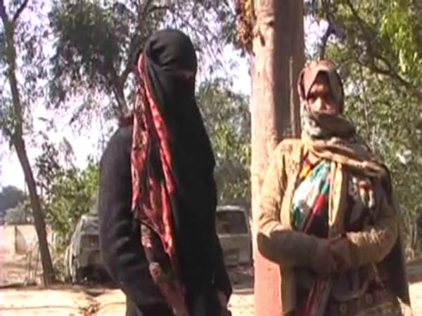Boyfriend with three others gang raped a girl in Etawah Boyfriend with three others gang raped a girl in Etawah