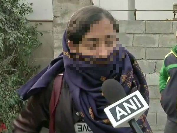 छात्रा ने की शिकायत