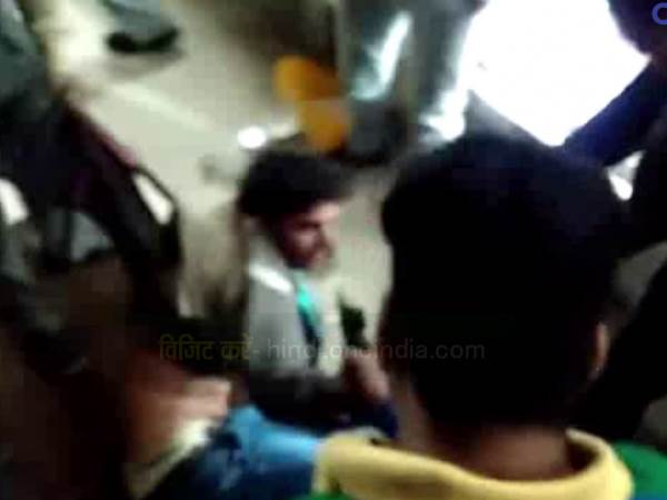पकड़े गए बदमाश को पीटकर पुलिस को सौंपा