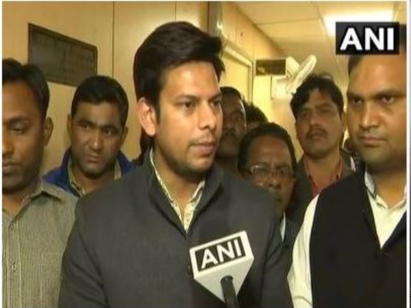 आप विधायक अमानतुल्ला और जरवाल की जमानत याचिका खारिज आप विधायक अमानतुल्ला और जरवाल की जमानत याचिका खारिज