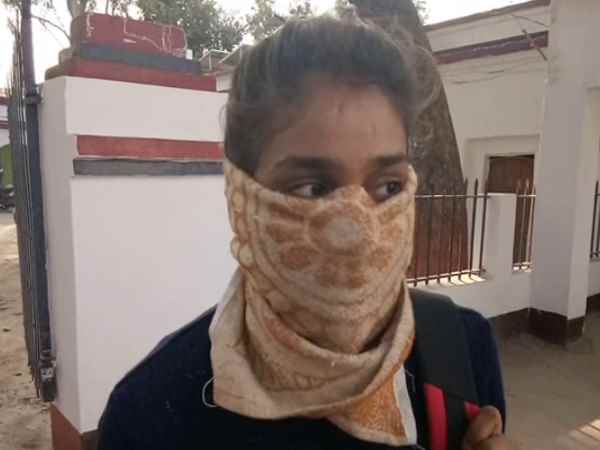 A girl went to police station after love on fb in Kannauj A girl went to police station after love on fb in Kannauj