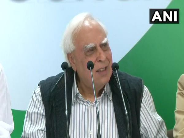 PMO की जानकारी में था मामला: कांग्रेस