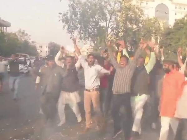 तीन सीटों पर हुए उपचुनाव में भाजपा को मिली करारी हार