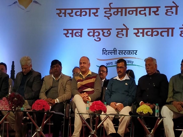 मोहल्ला क्लीनिक स्वास्थ्य के क्षेत्र में मील के पत्थर साबित हो रहे हैं