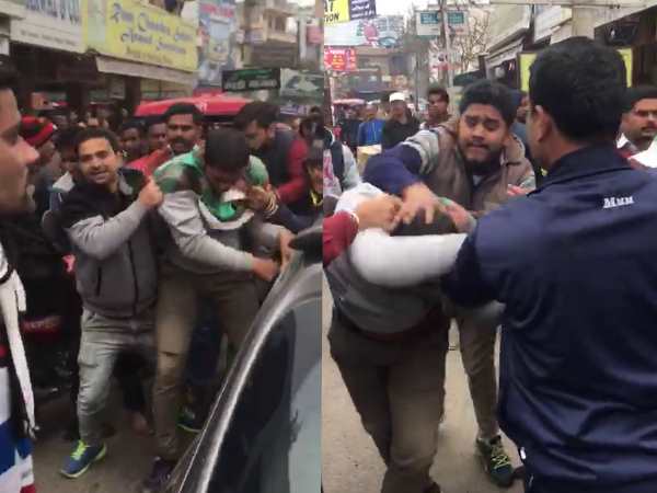 Public incidents of robbery in meerut Public incidents of robbery in meerut