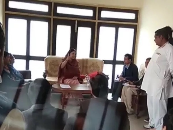 menka gandhi menka gandhi