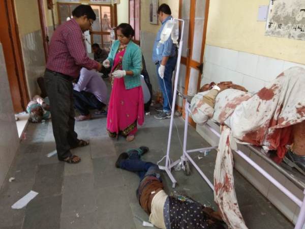 बाल-बाल बचा मासूम