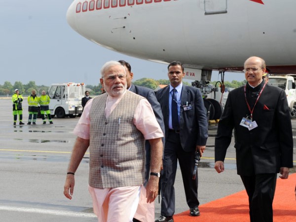 pakistan sends 2.86 lakhs bill on pm modi airplane passed navigation root pakistan sends 2.86 lakhs bill on pm modi airplane passed navigation root