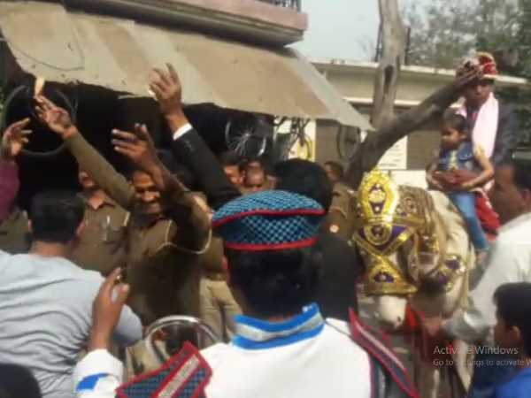 police arranged marraige for poor boy in muzaffarnagar police arranged marraige for poor boy in muzaffarnagar