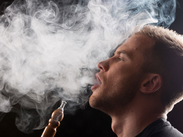 Mumbai engineer smokes magic coal hookah, gets severe chest infection Mumbai engineer smokes magic coal hookah, gets severe chest infection