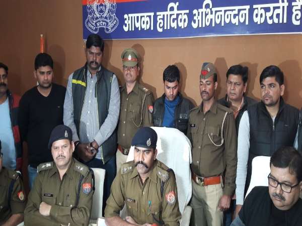 झगड़ा बढ़ा दो दबा दिया गला