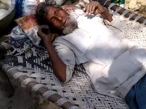 Soil house collapsed in raebareli, seven trapped inside Soil house collapsed in raebareli, seven trapped inside