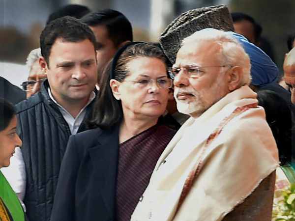 बीते 2 दिनों में सेट हो गया 2019 का एजेंडा, पीएम मोदी और सोनिया ने जाहिर किए इरादे बीते 2 दिनों में सेट हो गया 2019 का एजेंडा, पीएम मोदी और सोनिया ने जाहिर किए इरादे