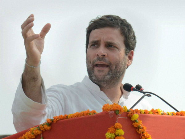 'मोदीजी ने राफेल का कॉन्ट्रैक्ट बदल दिया'