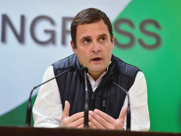 राहुल लगातार कर रहे पीएम से सवाल