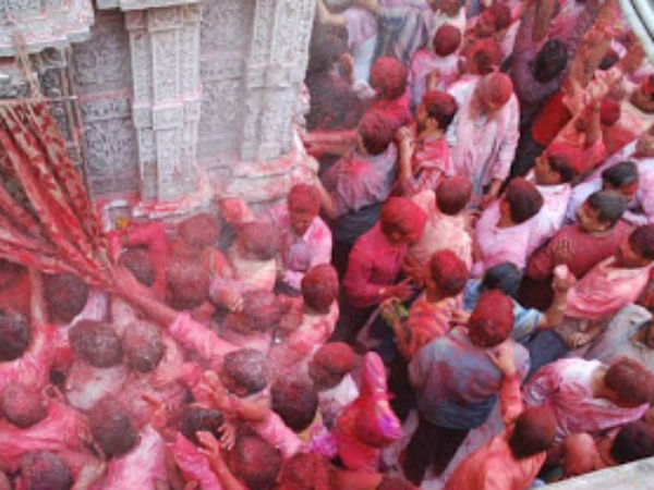 भगवान शिव माता पार्वती के विवाह के बाद पहली बार काशी नगरी आये थे