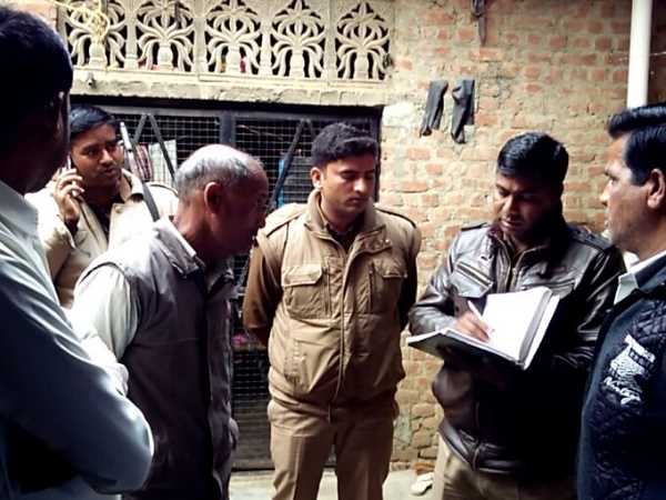 विवाद से तंग आकर की आत्महत्या