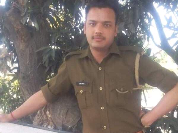 Pain of dead policeman's family of Shahjahanpur Pain of dead policeman's family of Shahjahanpur