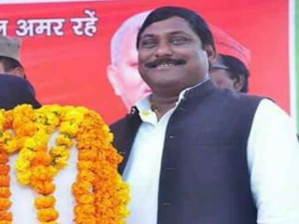 बैकवर्ड कैंडिडेट में भी थे कई दावेदार