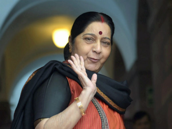 sushma-swaraj-saudi-arabia-al-janadriyah sushma-swaraj-saudi-arabia-al-janadriyah