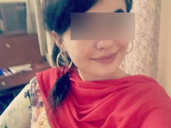 प्रीति ने विदेशी युवती पर लगाए आरोप