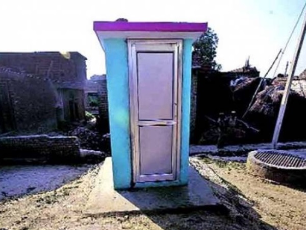 पेयजल और स्वच्छता सचिव परम अय्यर ट्वीट कर दी थी बधाई